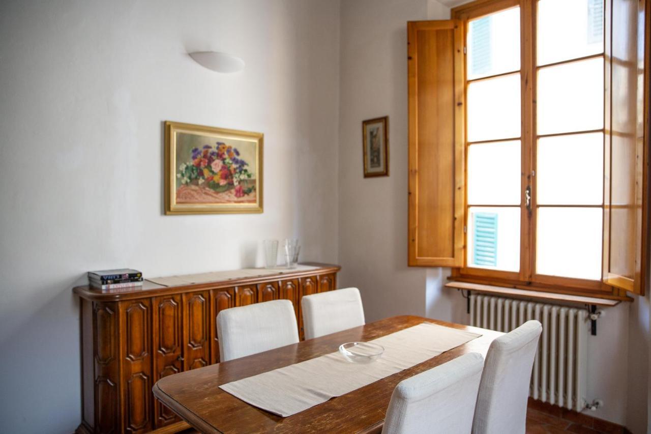 Lovely One Bedroom Apartment Nearby Ponte Vecchio Florens Exteriör bild